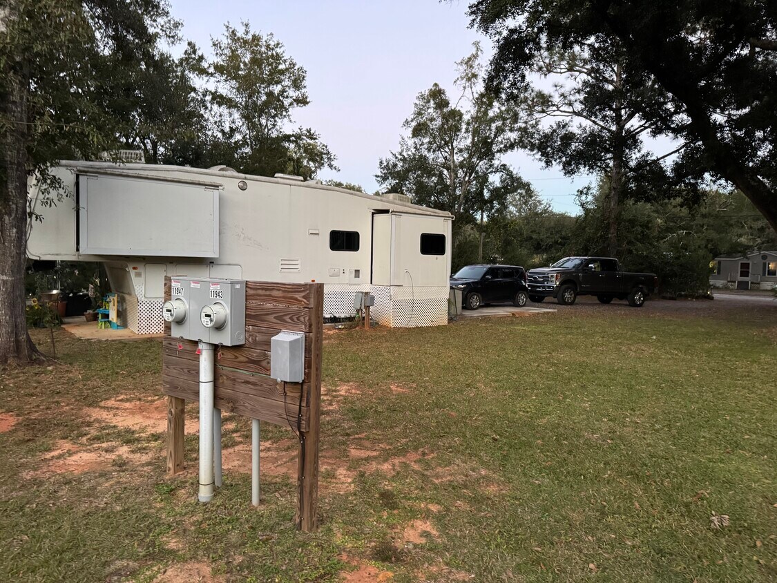 Foto principal - 11947 Woodland Ave