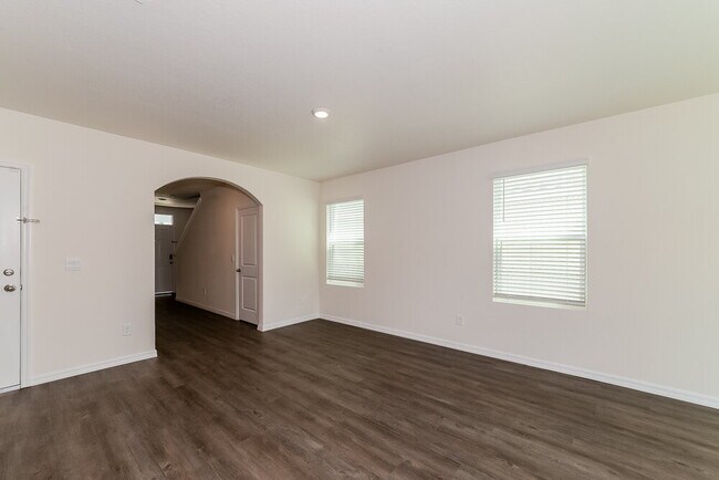 Foto del edificio - 4008 Shady Foxtail Ct