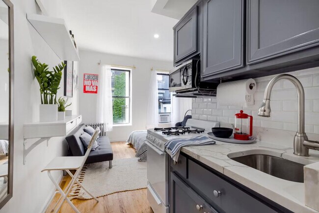 Foto del edificio - 412 E 119th St