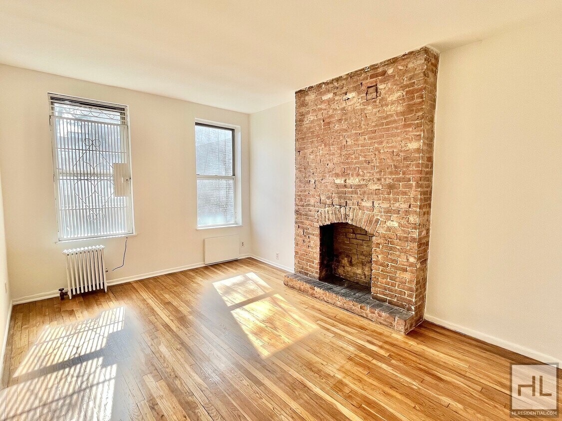 Primary Photo - ST MARKS PLACE