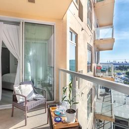 Foto del edificio - 488 E Ocean Blvd