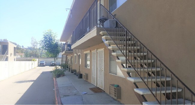 Foto del edificio - 12651 Laurel St