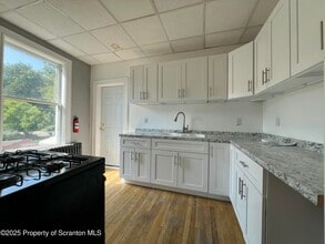 Building Photo - 2087 N Main Ave