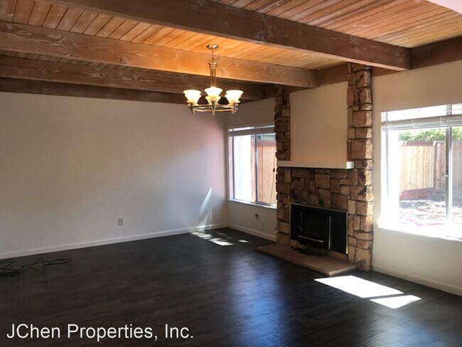 Foto del edificio - 4 br, 2.5 bath House - 951 Pullman Ct.