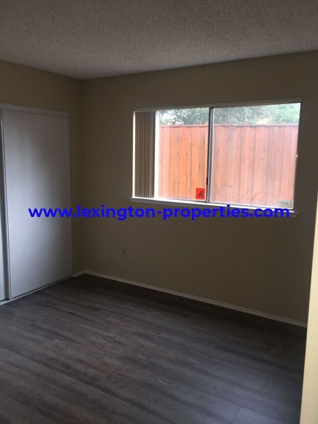 Building Photo - 7841 Claypool Way