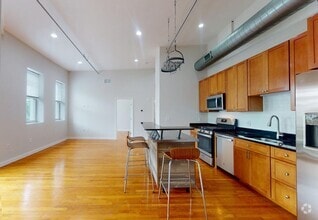 Building Photo - 960 Broadway