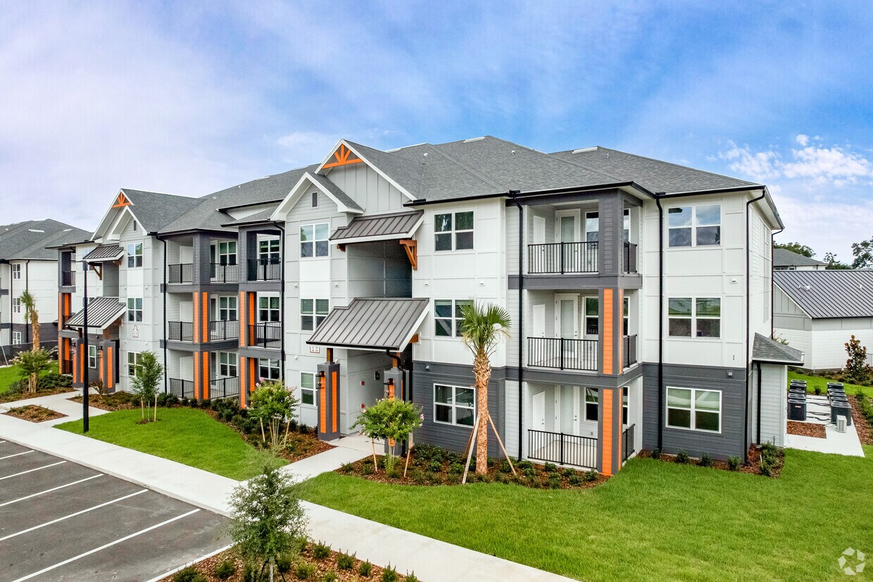 Foto principal - SW 38th Avenue Apartments