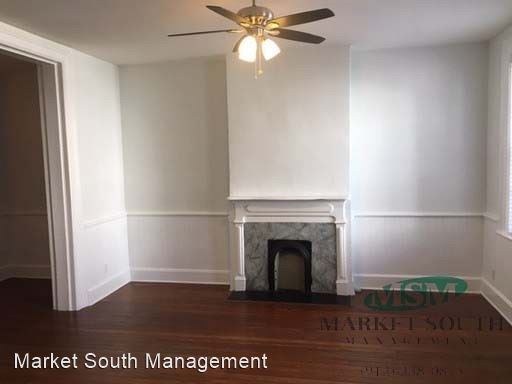 Building Photo - 2 br, 1.5 bath House - 136 Jefferson Street