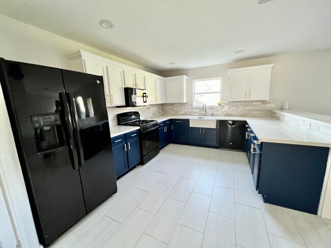 Foto del edificio - 15539 Sheldon Ridge Way