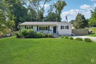Building Photo - 4000 Hiddenbrook Dr
