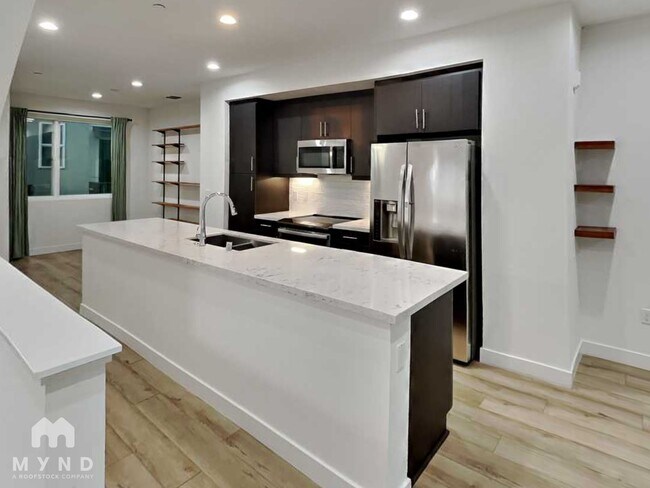 Foto del edificio - 3959 Wattling St