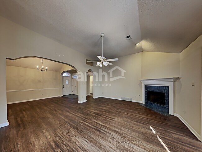 Foto del edificio - 6429 Persimmon View Drive