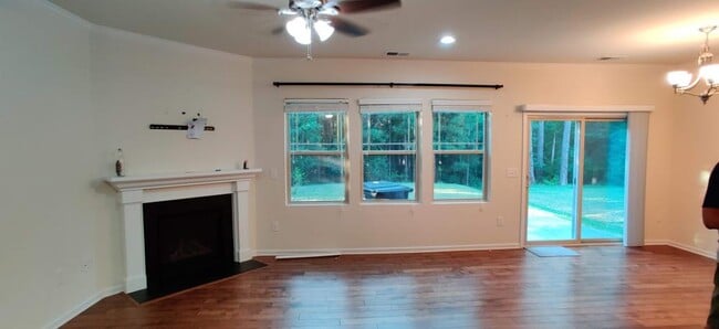 Foto del edificio - 3 bedroom in Durham NC 27703-7823