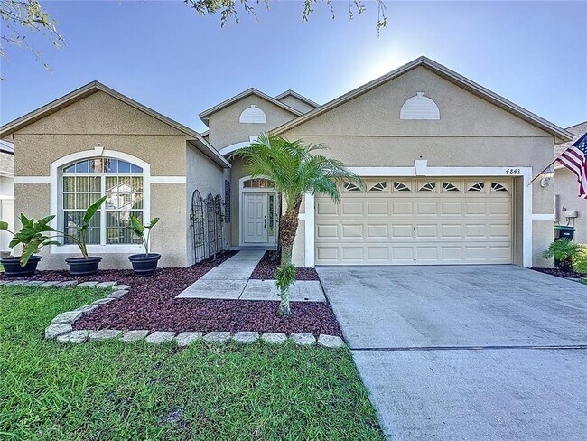 Foto del edificio - 4843 Native Dancer Ln