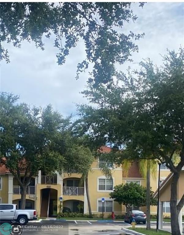 Building Photo - 5640 NW 61st St