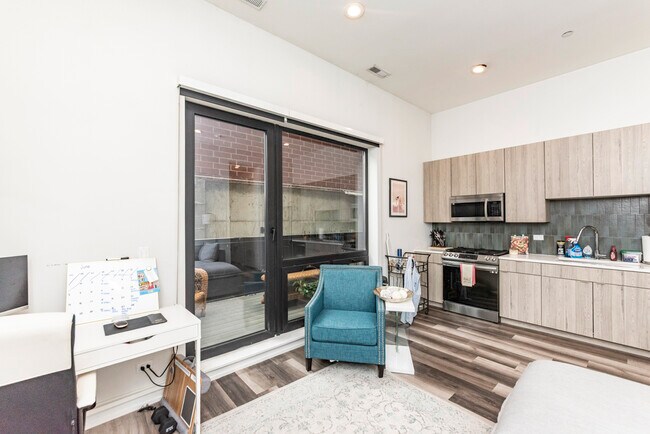 Foto del edificio - 2317 N Clark St