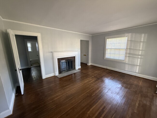Foto del edificio - 1025 Druid Cir