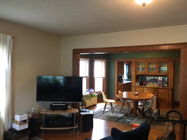 Dinning Room - 3218 Pillsbury Ave S