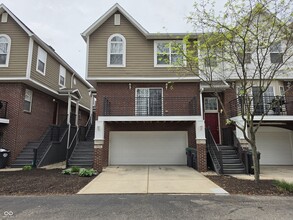 Building Photo - 1480 Royal View Ln
