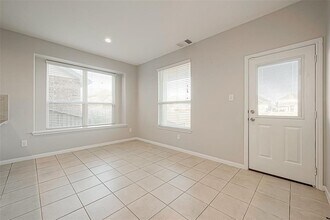 Building Photo - 24930 Scarlatti Cantata Dr