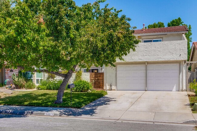 Building Photo - Beautiful 3 bedroom 2 bath Single Family Home $5200