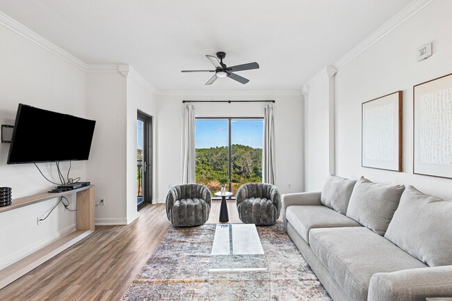 Foto del edificio - 1 br condo in Origins! Across from the bea...
