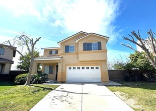 Building Photo - 5890 Ventana Dr