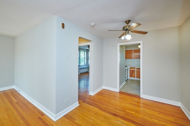 Foto del edificio - 7383 N Winchester Ave