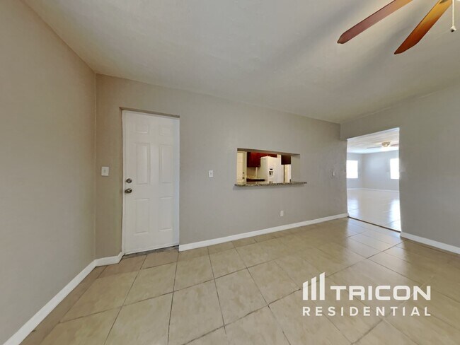 Foto del edificio - 6297 20th St S