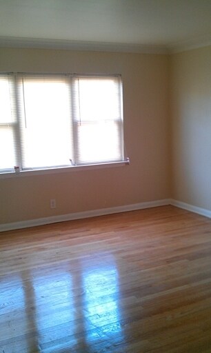 Foto del edificio - 8001 S Hermitage Ave