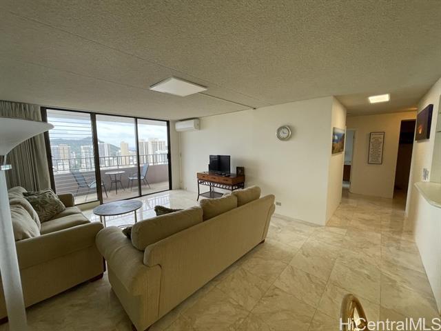 Building Photo - 2240 Kuhio Ave.