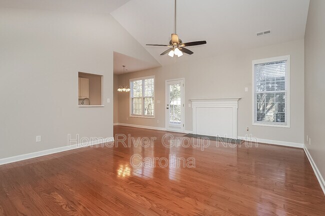 Building Photo - 417 Charles Conner Dr