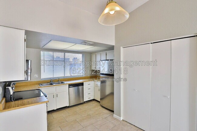 Foto del edificio - 1540 W Mercer Ln
