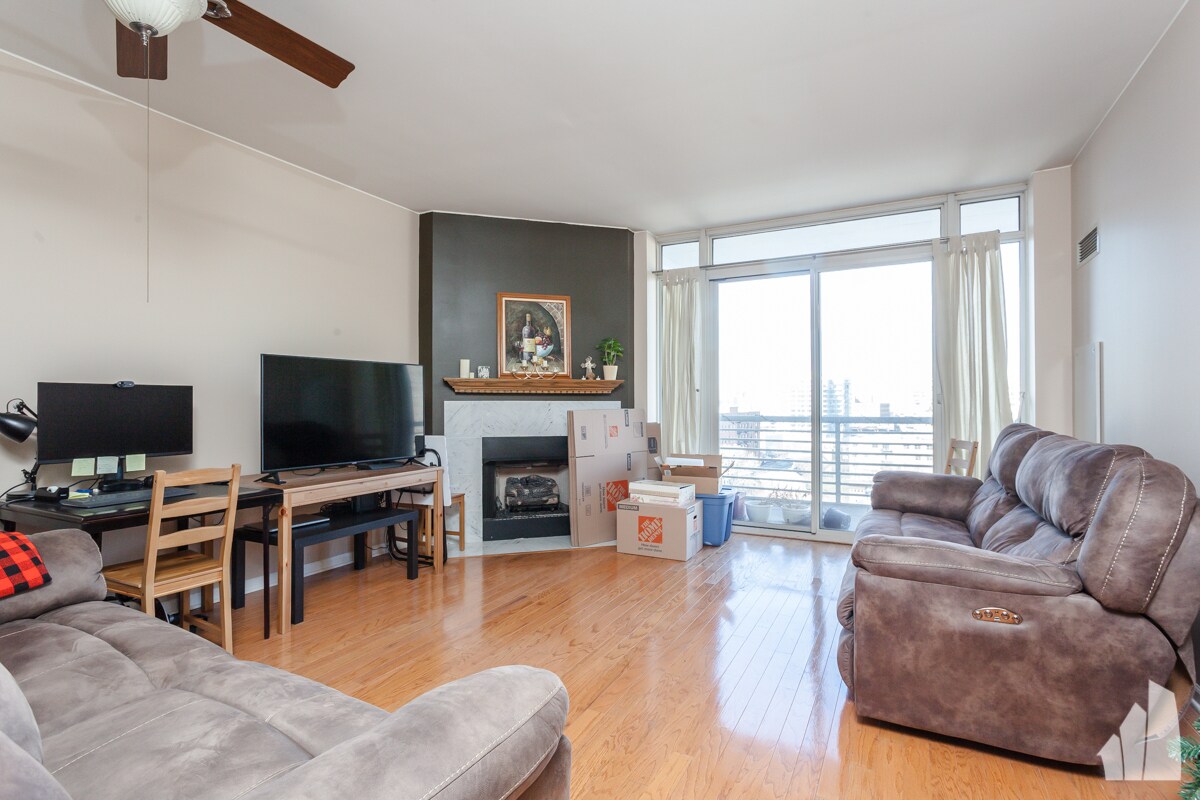 Foto principal - 1515 S Prairie Ave