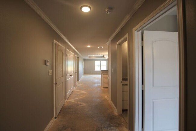 Foto del edificio - Coming Soon! New Construction, Never Lived...