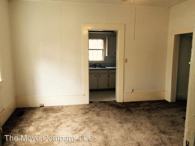 Building Photo - 317 Sortwell St