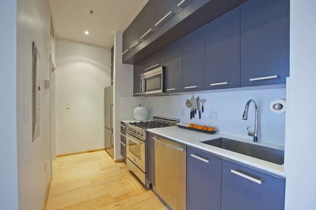 Foto del edificio - 2250 11th St NW