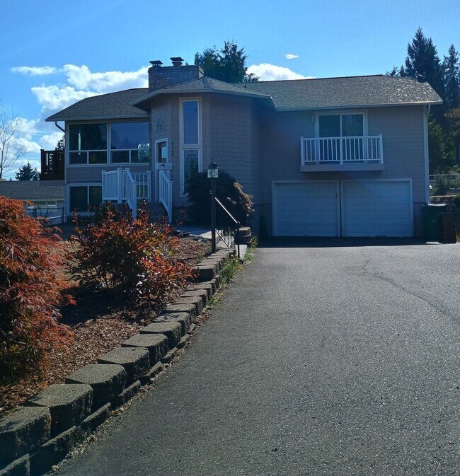 Foto del edificio - !!NEW YEAR'S MOVE IN SPECIAL!! $1,000 OFF ONE MONTH'S RENT!