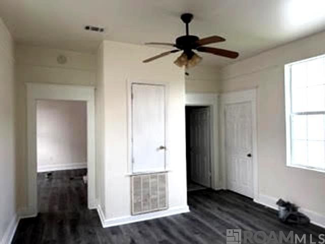 Foto del edificio - 8816 Olive St