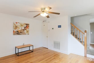 2BR, 1BA - 659 SF - Day Village Townhomes