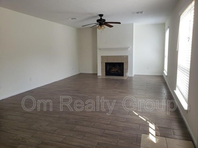 Building Photo - 6655 Stonefort Ct