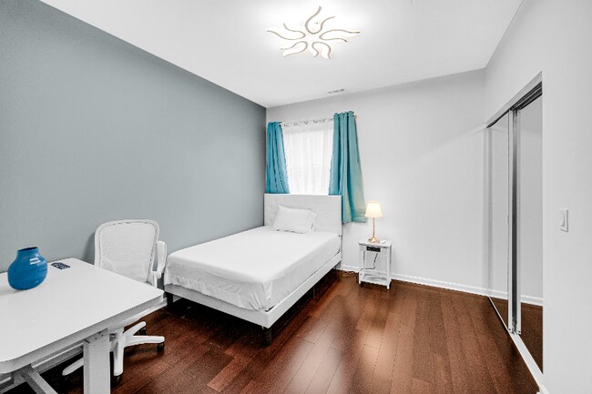 Foto del edificio - 1407 S Halsted St