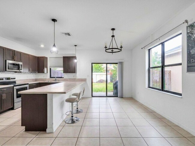 Photo - 25175 SW 108th Avenue, Homestead, FL 33032 - 6348