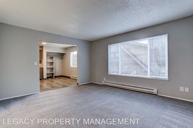 Foto del edificio - 16711 SE Powell Blvd