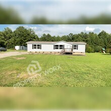 Building Photo - 4815 Mike Ln