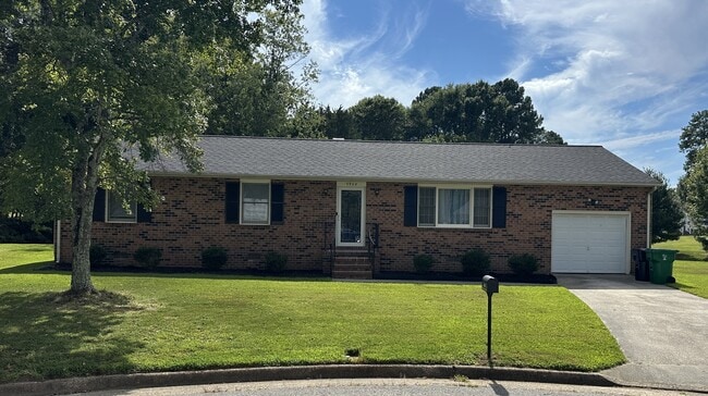 Building Photo - 3908 Devenwood Ave