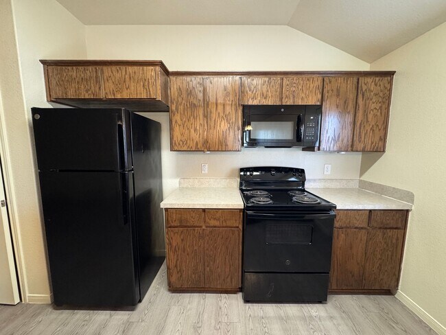 Foto del edificio - 5804 Rustler Dr