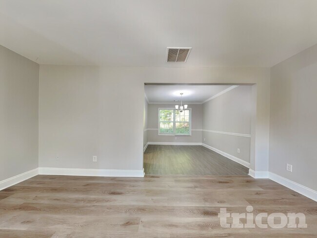 Building Photo - 3540 Stoney Creek Way