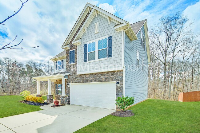 Building Photo - 8005 Goodall Ct