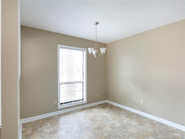 Building Photo - 630 Mosswood Ln